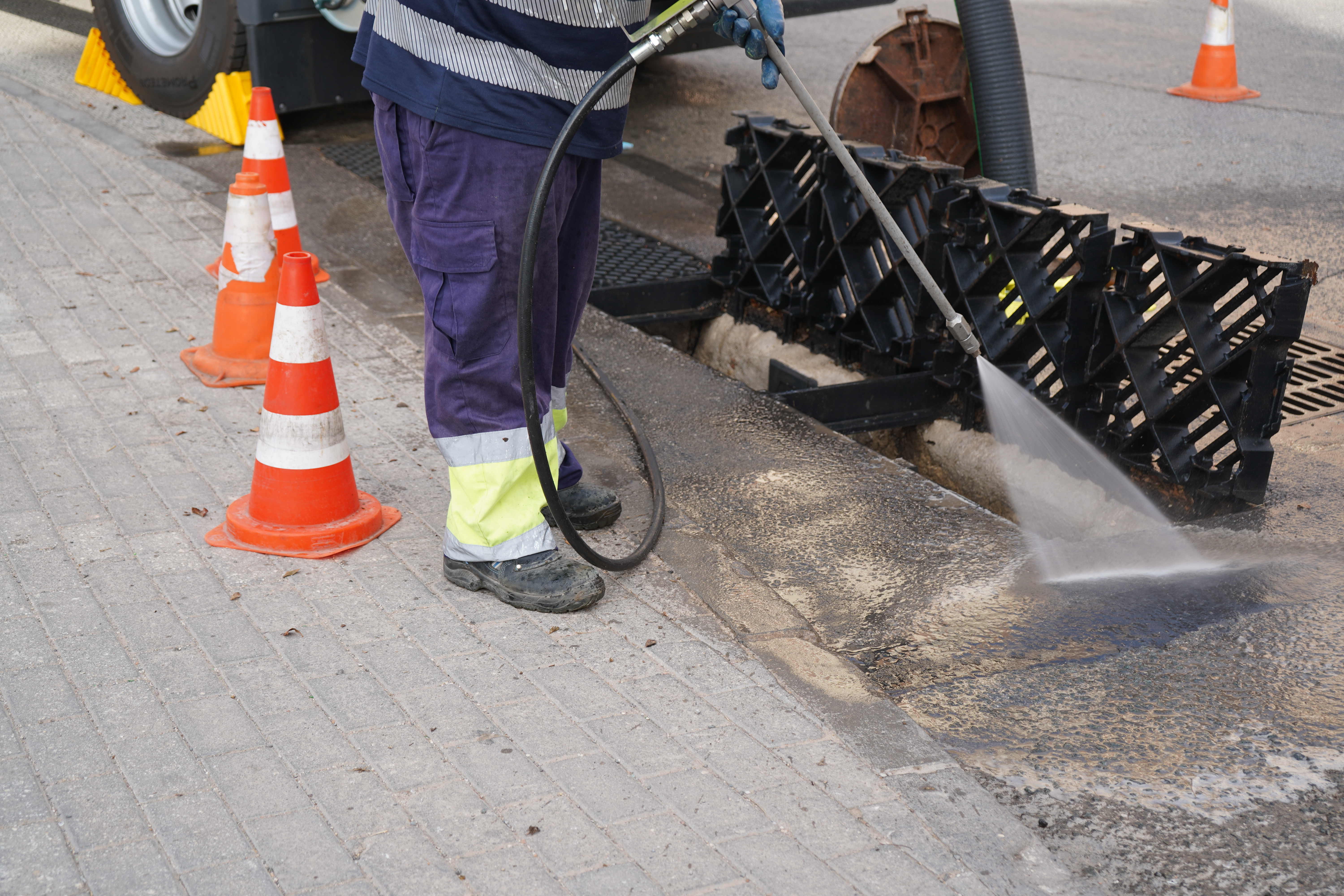 Ir a la noticia LIMPIEZA PREVENTIVA