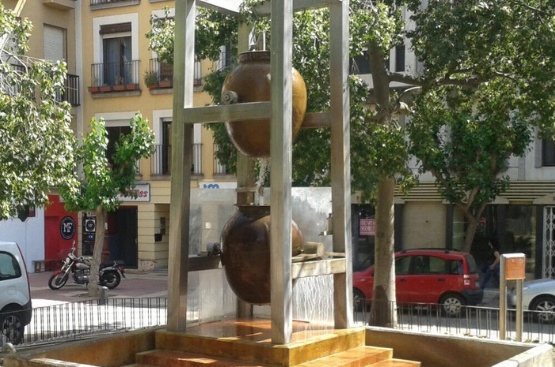 Plaza Camachos fountain